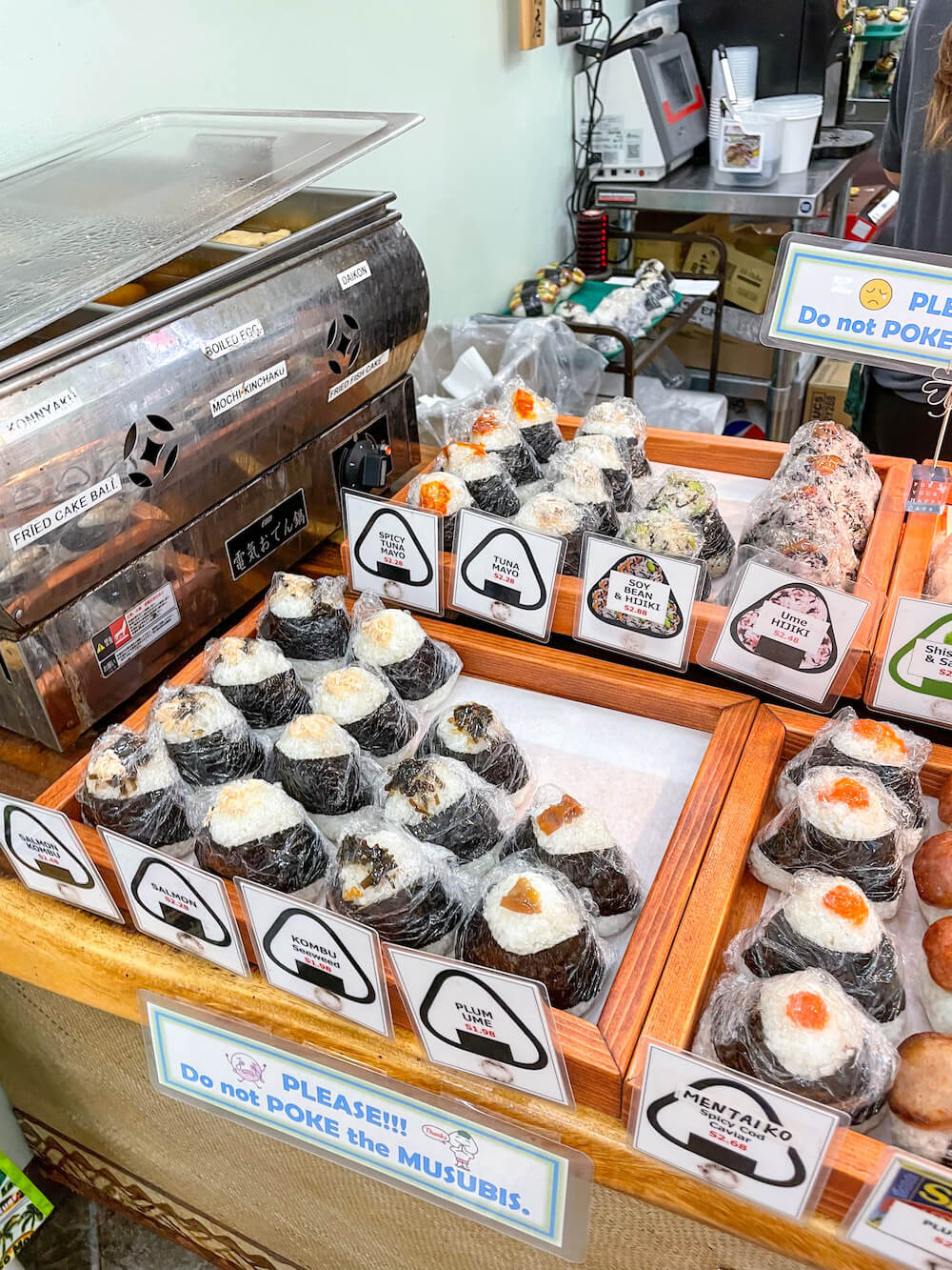 14 Best Places to Eat in Waikiki on a Budget (2023) Hawaii Travel Spot