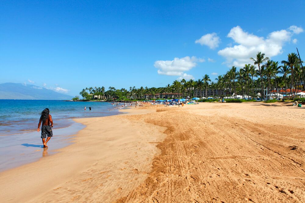 Image of a golden sandy beach near the Grand Wailea Resort on Maui