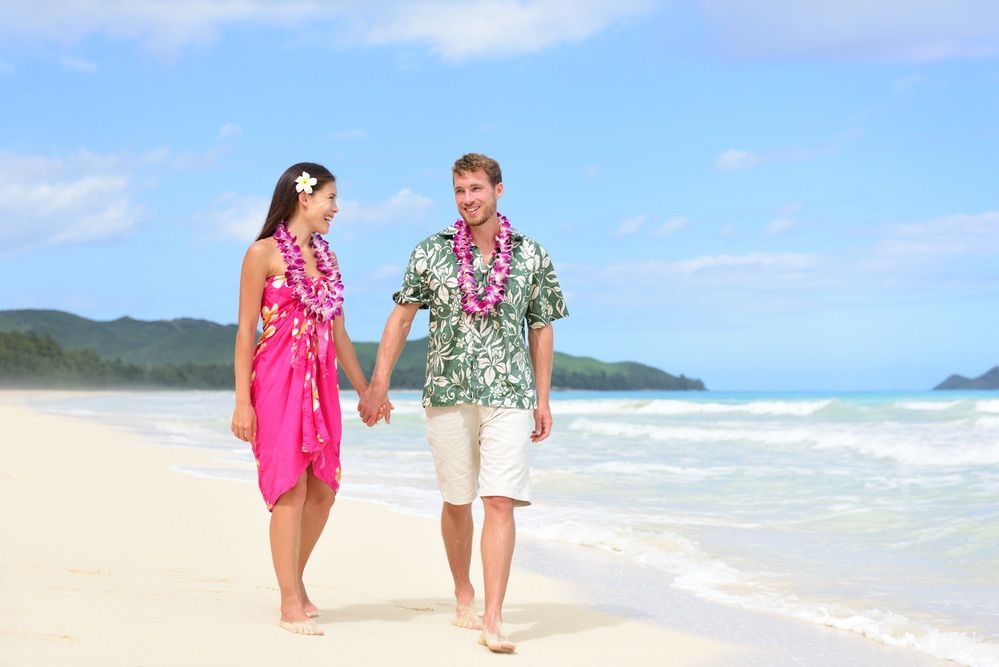 Aloha wedding outlet attire