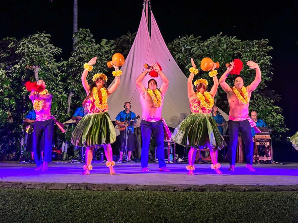 Image of hula dancers at the Fairmont Orchid luau